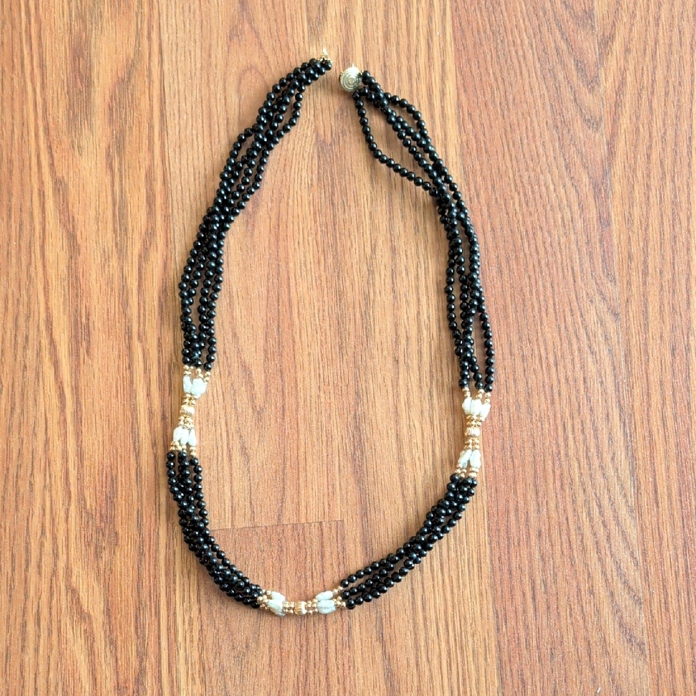 Elegant Black Beaded Necklace